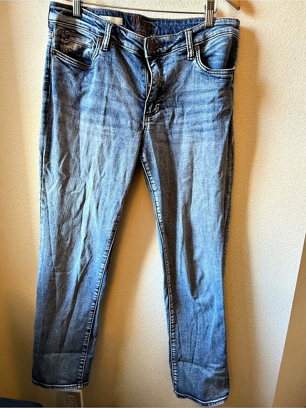 KUT from the Kloth Katy Boyfriend Jeans Flap Pocket Medium Wash Size 10